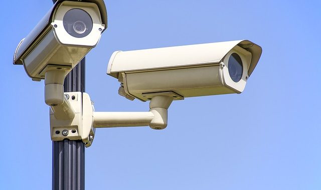 AI experts: Mass surveillance must stop